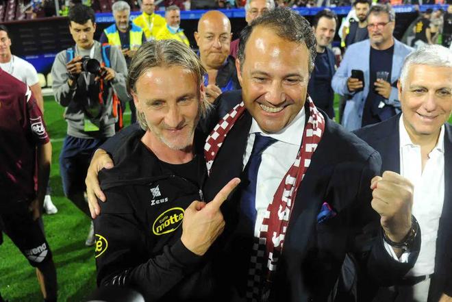 他们不再依 他们不再依