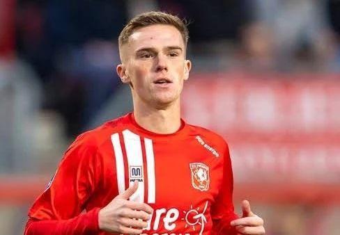 另一方面 另一方面