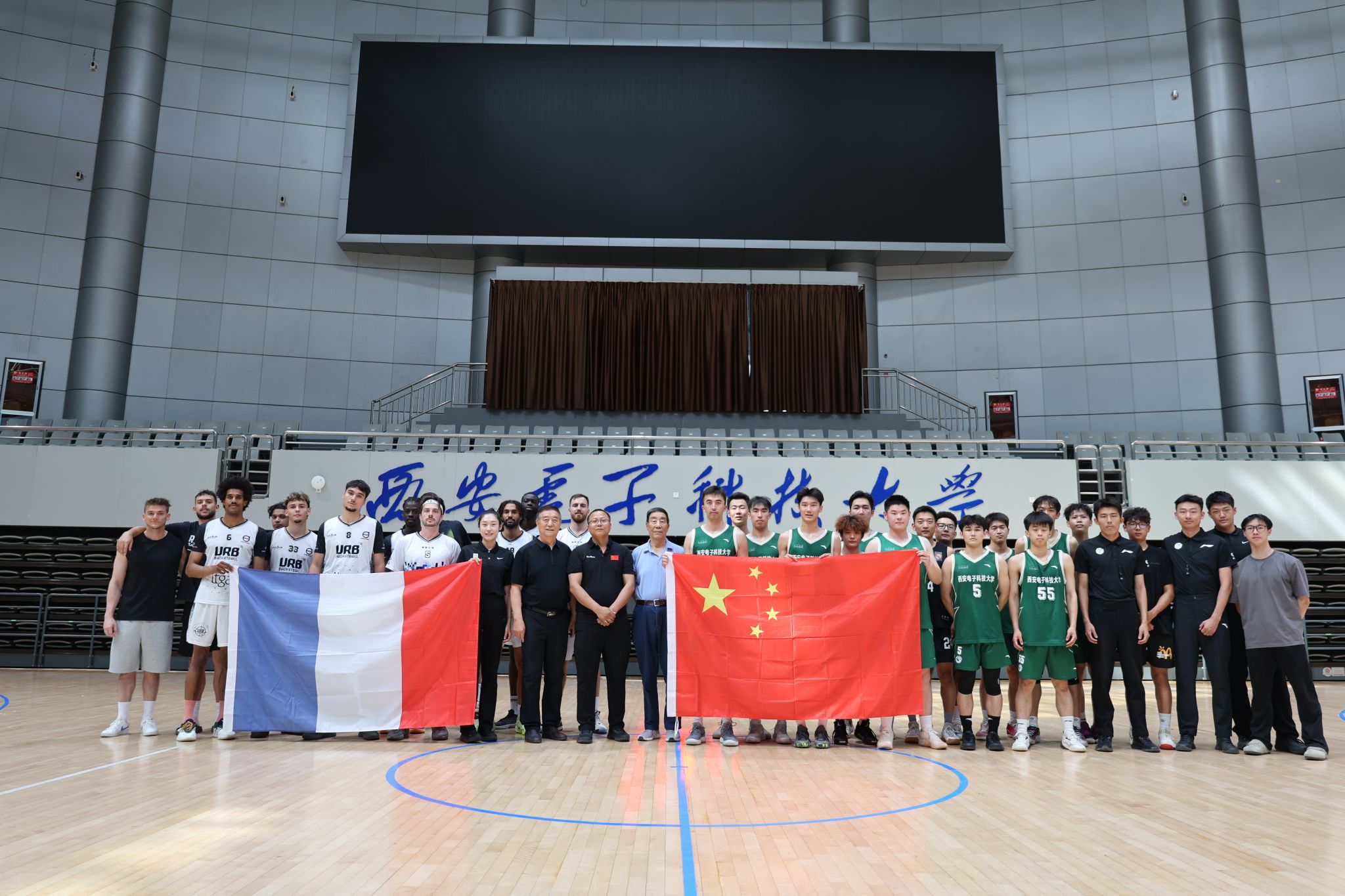 重建从三点 重建从三点